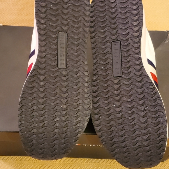 Tommy Hilfiger Rhena Sneakers - Picture 4 of 7